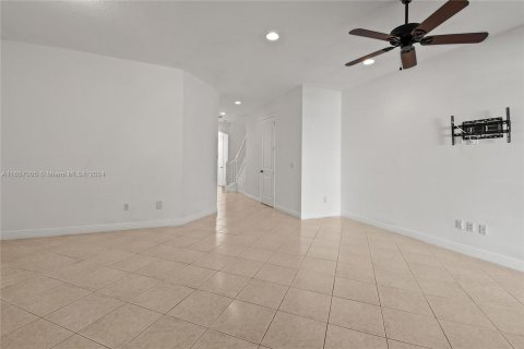 Townhouse in Juno Beach, Florida 3 bedrooms, 166.57 sq.m. № 1358767 - photo 14