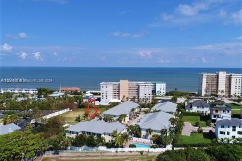 Adosado en venta en Juno Beach, Florida, 3 dormitorios, 166.57 m2 № 1358767 - foto 1