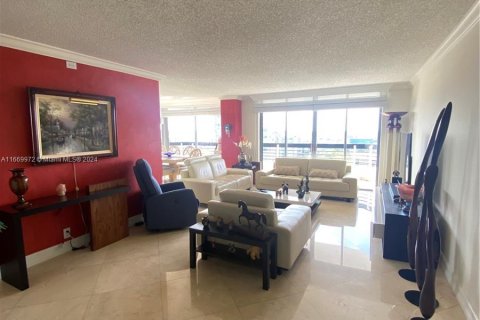 Condo in Aventura, Florida, 3 bedrooms  № 1418485 - photo 2