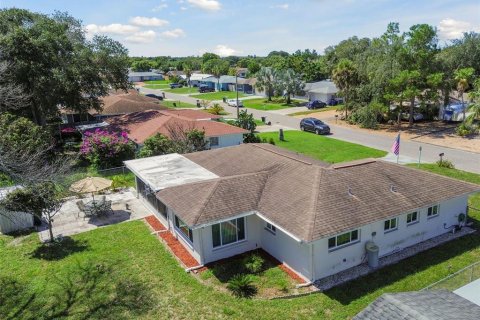 Villa ou maison à vendre à Port Richey, Floride: 2 chambres, 101.82 m2 № 1374878 - photo 22