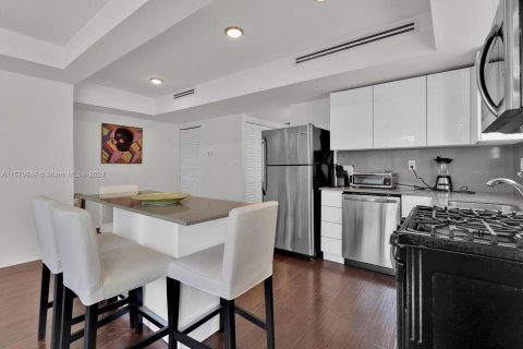Купить коммерческую недвижимость в Майами-Бич, Флорида 344.2м2, № 1127424 - фото 22