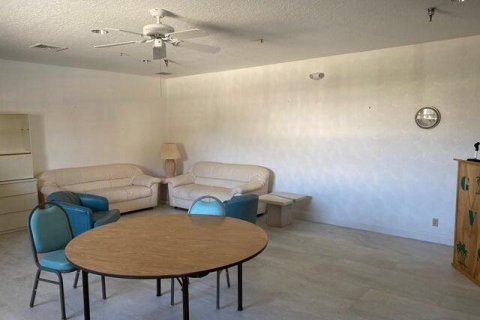 Copropriété à vendre à Royal Palm Beach, Floride: 2 chambres, 101.08 m2 № 1127662 - photo 13