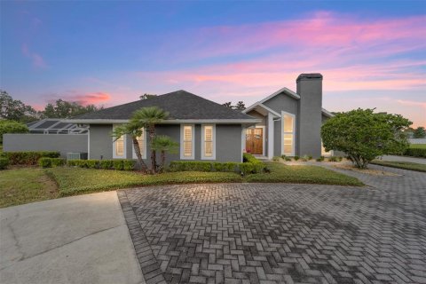 Villa ou maison à vendre à Silver Springs Shores, Floride: 4 chambres, 350.89 m2 № 1349431 - photo 1