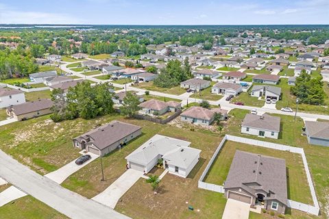 Villa ou maison à vendre à Kissimmee, Floride: 4 chambres, 151.06 m2 № 1349465 - photo 2