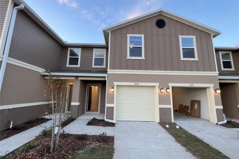 Townhouse in Davenport, Florida 3 bedrooms, 134.34 sq.m. № 1336713 - photo 1