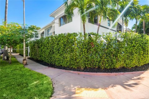 Immobilier commercial à vendre à Miami Beach, Floride: 510.96 m2 № 1384164 - photo 26