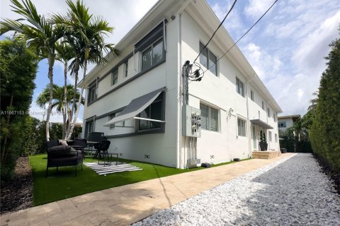 Immobilier commercial à vendre à Miami Beach, Floride: 510.96 m2 № 1384164 - photo 28