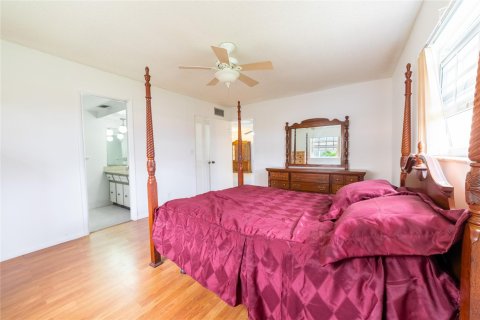Condominio en venta en Lauderdale Lakes, Florida, 2 dormitorios, 107.3 m2 № 890521 - foto 2