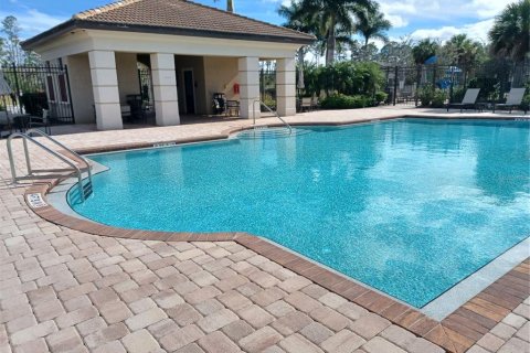 Villa ou maison à vendre à North Port, Floride: 3 chambres, 181.62 m2 № 853233 - photo 13