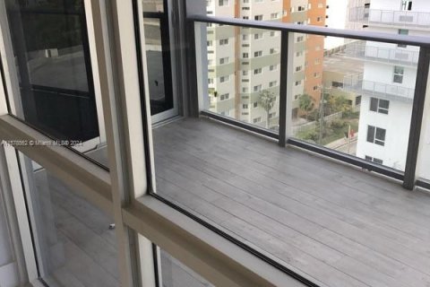 Condominio en venta en Miami, Florida, 3 dormitorios, 118.26 m2 № 1155148 - foto 29