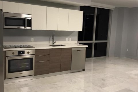 Copropriété à vendre à Miami, Floride: 3 chambres, 118.26 m2 № 1155148 - photo 4