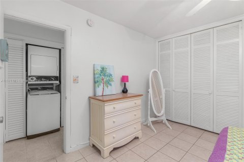 Copropriété à vendre à Pompano Beach, Floride: 1 chambre, 62.99 m2 № 970037 - photo 30