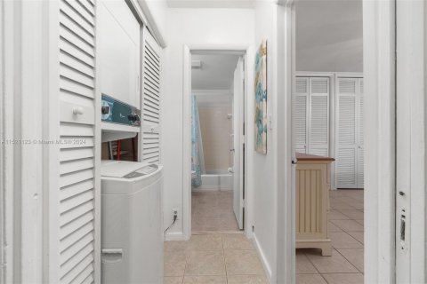 Copropriété à vendre à Pompano Beach, Floride: 1 chambre, 62.99 m2 № 970037 - photo 25