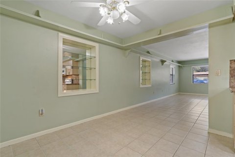 Villa ou maison à vendre à Winter Haven, Floride: 3 chambres, 115.29 m2 № 1381489 - photo 6