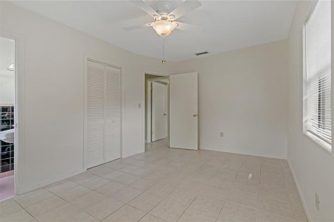 House in Winter Haven, Florida 3 bedrooms, 115.29 sq.m. № 1381489 - photo 19