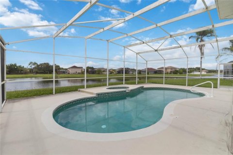 House in Kissimmee, Florida 4 bedrooms, 217.86 sq.m. № 1308903 - photo 24