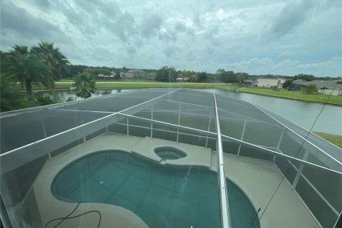 House in Kissimmee, Florida 4 bedrooms, 217.86 sq.m. № 1308903 - photo 12