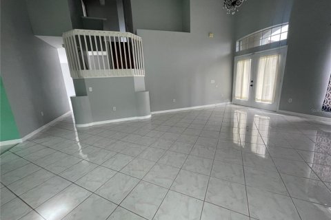 House in Kissimmee, Florida 4 bedrooms, 217.86 sq.m. № 1308903 - photo 10