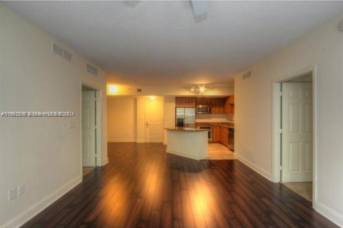 Condo in Plantation, Florida, 2 bedrooms  № 1374267 - photo 1