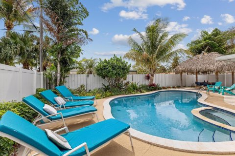 Villa ou maison à vendre à Deerfield Beach, Floride: 2 chambres, 124.4 m2 № 1146711 - photo 16