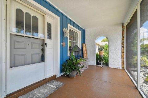 Casa en venta en New Port Richey, Florida, 3 dormitorios, 145.86 m2 № 1322992 - foto 17