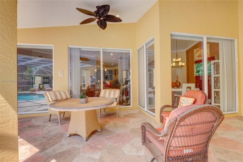Commercial property in Naples, Florida № 432609 - photo 28
