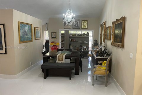 Villa ou maison à vendre à Coral Springs, Floride: 5 chambres, 200.85 m2 № 496450 - photo 4