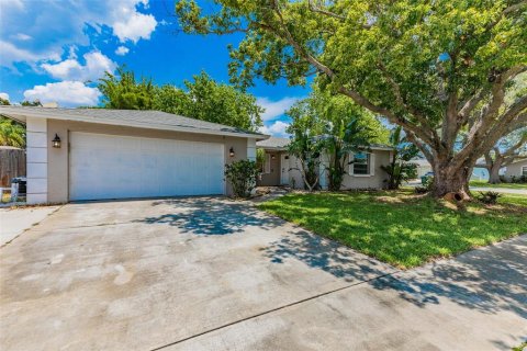 Villa ou maison à vendre à Melbourne, Floride: 3 chambres, 148.92 m2 № 1340861 - photo 2