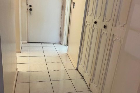 Condo in Boca Raton, Florida, 1 bedroom  № 1155746 - photo 1