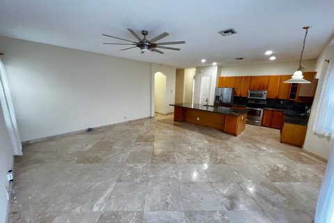 House in Lake Worth, Florida 4 bedrooms, 246.1 sq.m. № 1155704 - photo 25