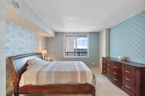 Copropriété à vendre à Miami, Floride: 1 chambre, 78.6 m2 № 1406200 - photo 12