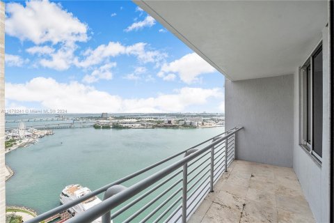 Condominio en venta en Miami, Florida, 1 dormitorio, 78.6 m2 № 1406200 - foto 2