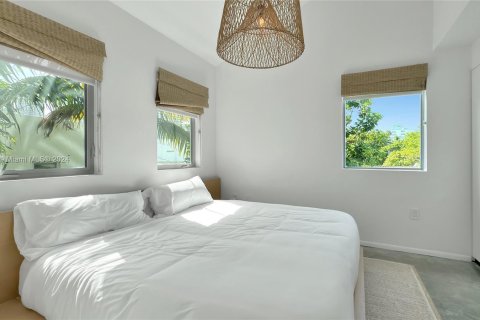 Condo in Miami Beach, Florida, 4 bedrooms  № 1406199 - photo 19