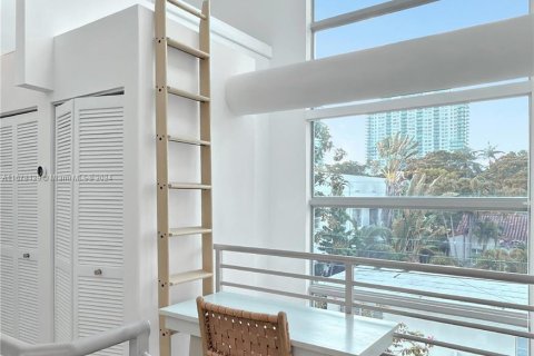 Condo in Miami Beach, Florida, 4 bedrooms  № 1406199 - photo 14