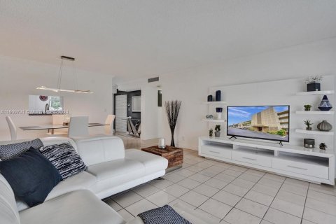 Condominio en venta en Dania Beach, Florida, 2 dormitorios, 106.28 m2 № 1232089 - foto 29