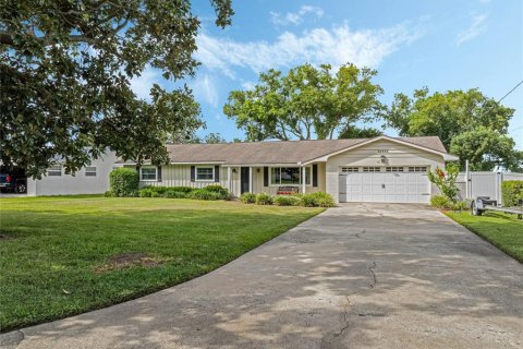 Villa ou maison à vendre à Tavares, Floride: 3 chambres, 182.09 m2 № 1350120 - photo 9