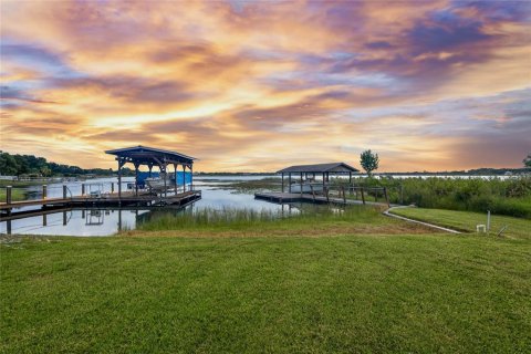 Villa ou maison à vendre à Tavares, Floride: 3 chambres, 182.09 m2 № 1350120 - photo 6