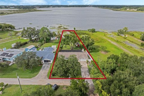 Villa ou maison à vendre à Tavares, Floride: 3 chambres, 182.09 m2 № 1350120 - photo 5