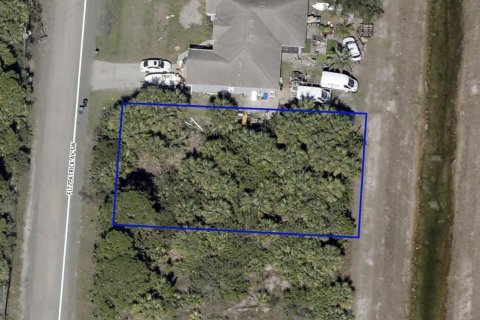 Купить земельный участок в Палм-Бей, Флорида № 846241 - фото 1