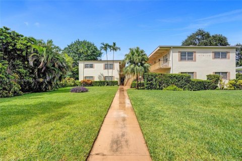 Copropriété à vendre à Hollywood, Floride: 2 chambres, 83.61 m2 № 1378758 - photo 30