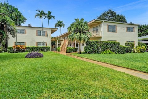 Copropriété à vendre à Hollywood, Floride: 2 chambres, 83.61 m2 № 1378758 - photo 1