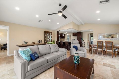 Casa en venta en New Port Richey, Florida, 3 dormitorios, 157.28 m2 № 1344297 - foto 5