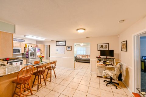 Villa ou maison à vendre à Lakeland, Floride: 4 chambres, 209.03 m2 № 1344263 - photo 6