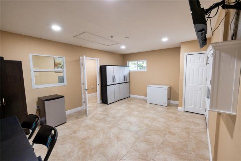 Immobilier commercial à vendre à Tampa, Floride: 132.85 m2 № 1243876 - photo 16