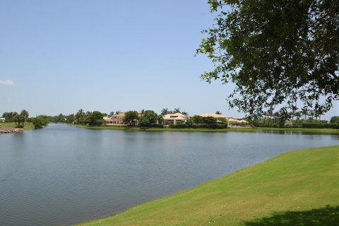 Villa ou maison à vendre à Boynton Beach, Floride: 3 chambres, 245.73 m2 № 658968 - photo 10