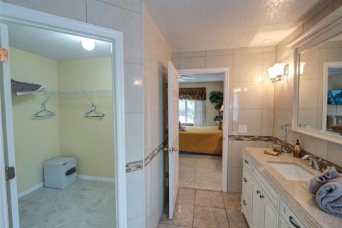 Casa en venta en Kissimmee, Florida, 5 dormitorios, 215.25 m2 № 1384777 - foto 13