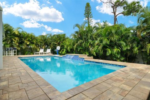 Villa ou maison à vendre à Cape Coral, Floride: 3 chambres, 165.83 m2 № 1384776 - photo 25