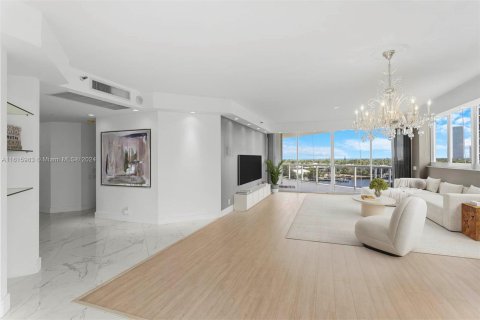 Copropriété à vendre à Aventura, Floride: 2 chambres, 208.1 m2 № 1239011 - photo 3