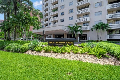 Copropriété à vendre à Coral Gables, Floride: 2 chambres, 121.7 m2 № 1332622 - photo 3