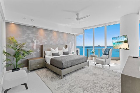 Copropriété à vendre à Miami, Floride: 3 chambres, 204.48 m2 № 1332655 - photo 18